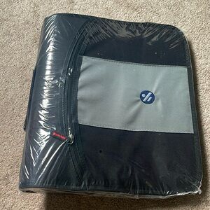 3 ring inch black zipper binder new in package